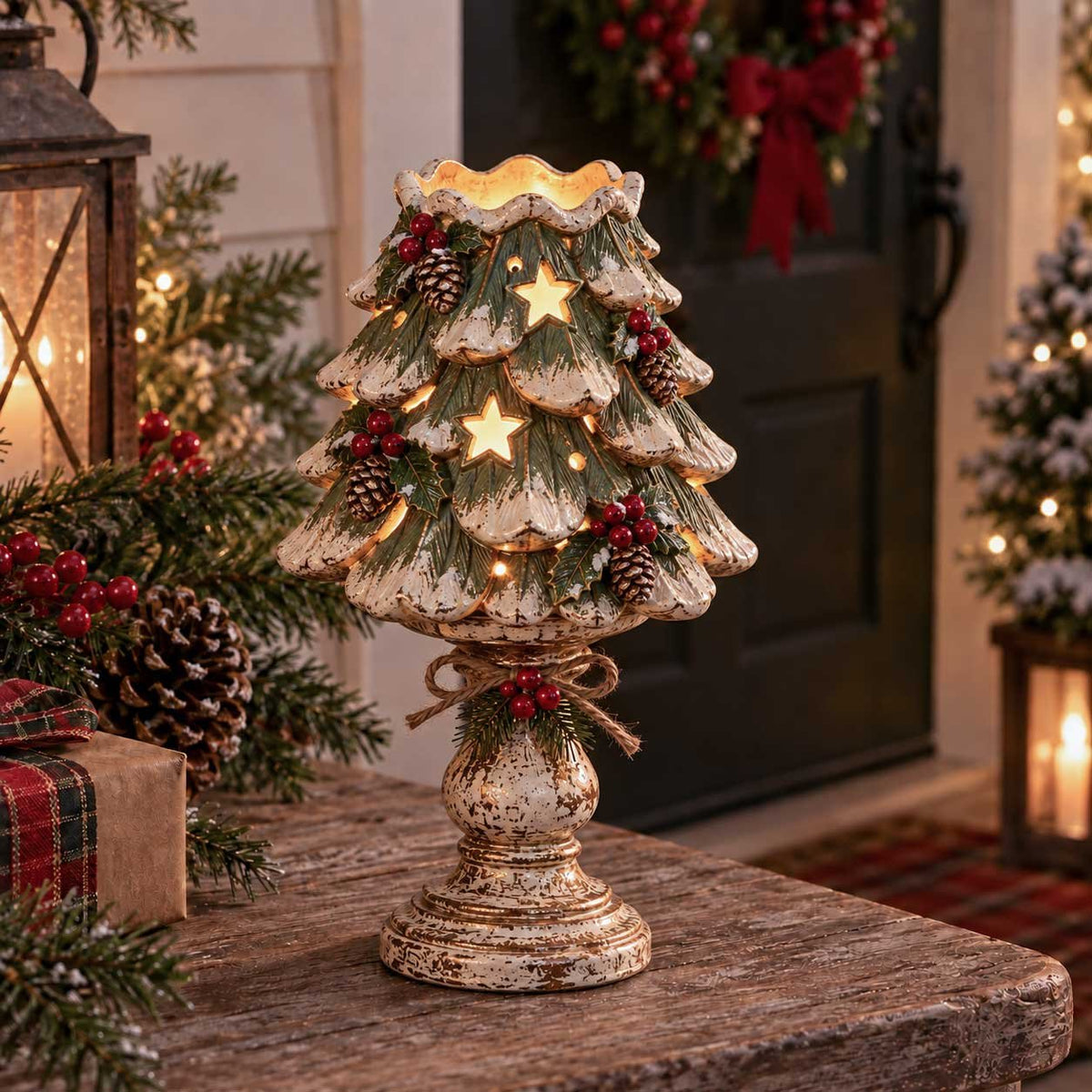 🎄🕯️Vintage Distressed Christmas Pedestal Candle Holder