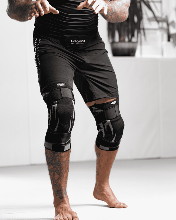 Adjustable Compression Knee Brace With Silicone Patella Pad | 3D Breathable Knit Knee Support For Gym Weightlifting Running Basketball Joint Pain Relief 🦵