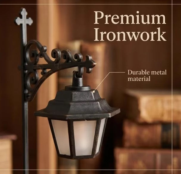 Ghost Streetlamp Bookstand™