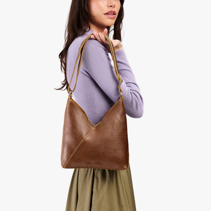 ✨ Premium Leather Shoulder Bag — Timeless Style Meets Everyday Function