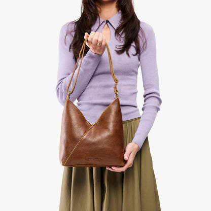 ✨ Premium Leather Shoulder Bag — Timeless Style Meets Everyday Function