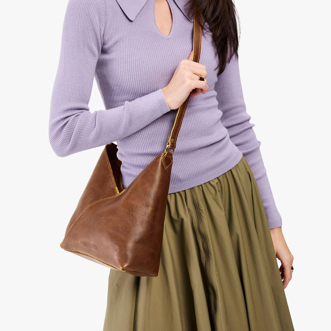 ✨ Premium Leather Shoulder Bag — Timeless Style Meets Everyday Function