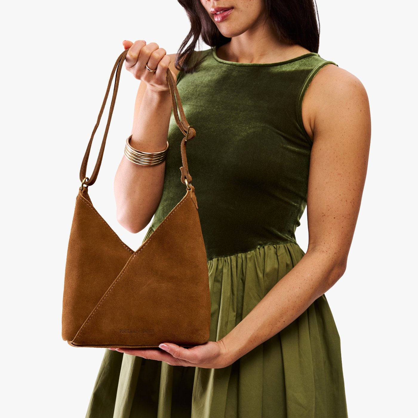 ✨ Premium Leather Shoulder Bag — Timeless Style Meets Everyday Function