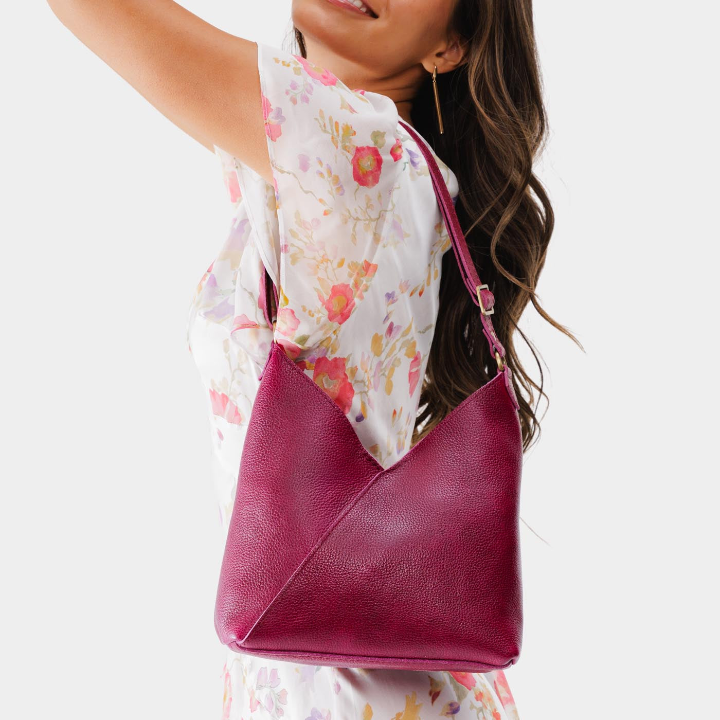 ✨ Premium Leather Shoulder Bag — Timeless Style Meets Everyday Function