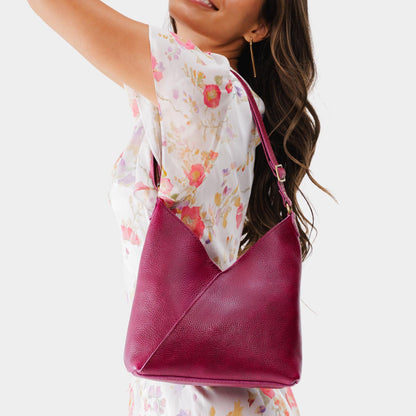 ✨ Premium Leather Shoulder Bag — Timeless Style Meets Everyday Function