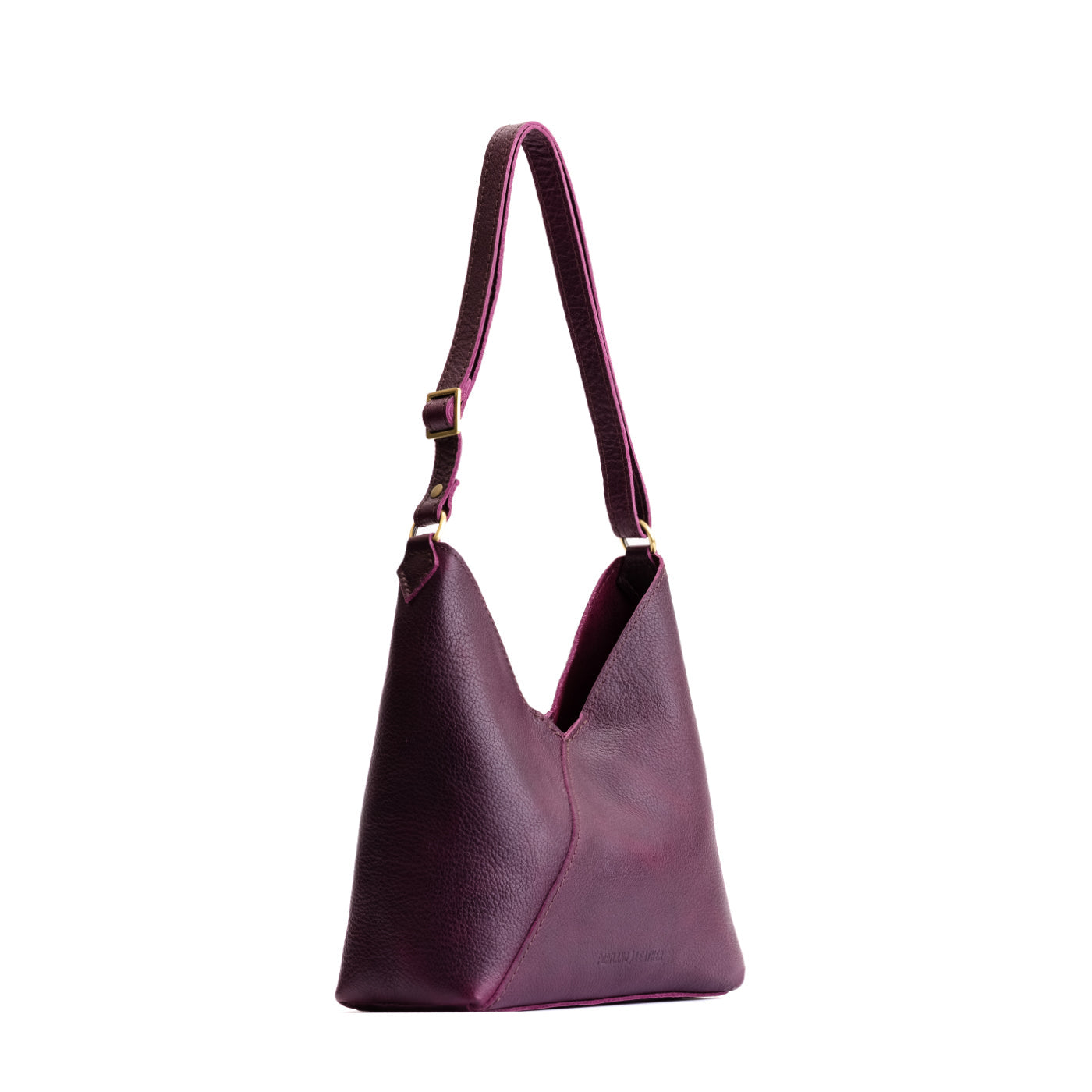 ✨ Premium Leather Shoulder Bag — Timeless Style Meets Everyday Function
