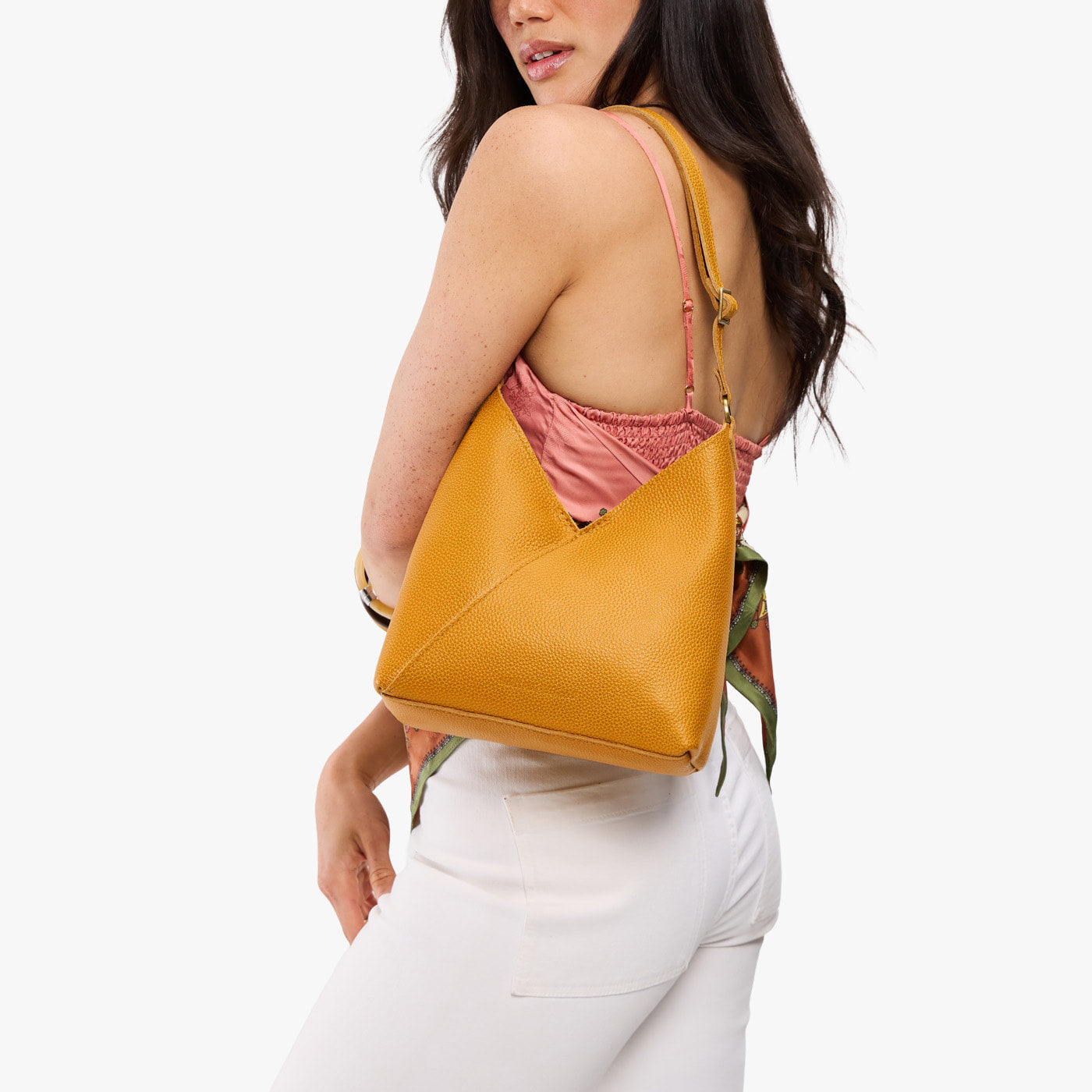 ✨ Premium Leather Shoulder Bag — Timeless Style Meets Everyday Function
